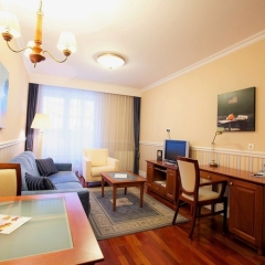 Отель Queen's Court Hotel & Residence Венгрия, Будапешт - 1 отзыв об отеле, цены и фото номеров - забронировать отель Queen's Court Hotel & Residence онлайн удобства в номере фото 2