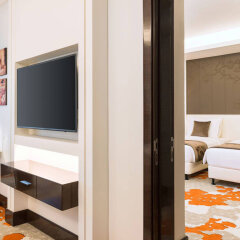 Radisson Blu Hotel, Ajman сейф в номере