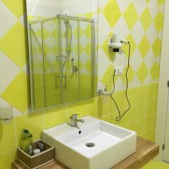Отель Travel B&B Бари ванная