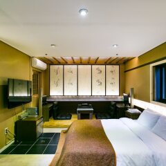 Film 37.2 Hotel комната для гостей фото 12