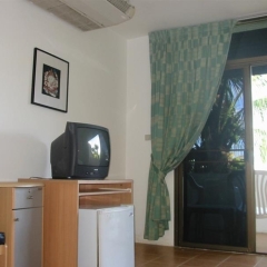 Отель Karon Cliff Bungalows Таиланд, Пхукет - 4 отзыва об отеле, цены и фото номеров - забронировать отель Karon Cliff Bungalows онлайн удобства в номере