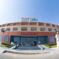 Отель Titanic Resort and Aqua Park - All Inclusive фитнесс-зал