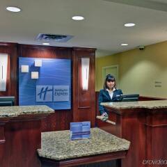 Holiday Inn Express Hotel & Suites Hinton интерьер отеля фото 3