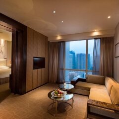 Отель Hilton Shenzhen Futian комната для гостей фото 4