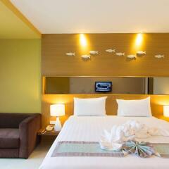 Ansino Bukit Hotel сейф в номере