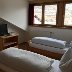 Отель Garni Glurnserhof Италия, Горнолыжный курорт Ортлер - отзывы, цены и фото номеров - забронировать отель Garni Glurnserhof онлайн комната для гостей фото 2