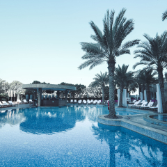 Shangri La Hotel Dubai бассейн