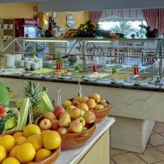Отель Port Mar Blau Adults Only Испания, Бенидорм - 1 отзыв об отеле, цены и фото номеров - забронировать отель Port Mar Blau Adults Only онлайн питание