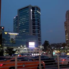 K-POP Hotel Seoul Station парковка