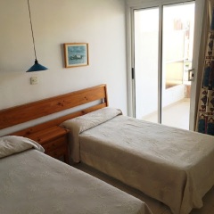 Отель Apartaments AR Lotus Испания, Бланес - отзывы, цены и фото номеров - забронировать отель Apartaments AR Lotus онлайн комната для гостей фото 4