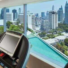 Отель Park Hyatt Bangkok бассейн