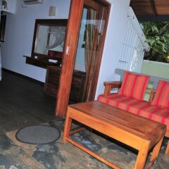 Отель Vesma Villas Хиккадува балкон