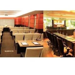 Siri Sathorn Hotel