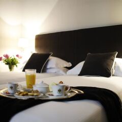 Отель Tornabuoni Suites Collection в номере