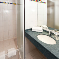 Отель ibis budget Nice Californie Lenval ванная фото 2