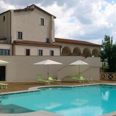 Villa Tolomei Hotel & Resort Флоренция бассейн