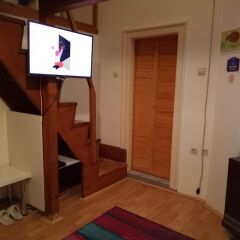 Апартаменты Kiwi Apartment сейф в номере
