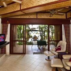 Отель Friendship Beach Resort & Atmanjai Wellness Centre 3* Стандартный номер с различными типами кроватей фото 11