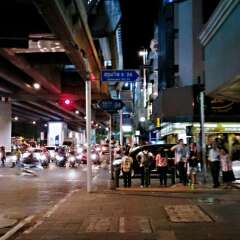 Отель BADU sukhumvit Бангкок фото 3