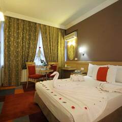 SV Business Hotel Diyarbakir Диярбакыр сейф в номере