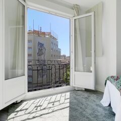 Отель The Best Location!!. 8pax. 3BD & 2bth. Reina Sofia II Испания, Мадрид - отзывы, цены и фото номеров - забронировать отель The Best Location!!. 8pax. 3BD & 2bth. Reina Sofia II онлайн фото 7