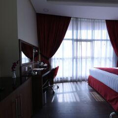 Отель Ramada Encore Kuwait Downtown удобства в номере
