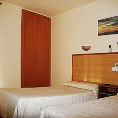 Отель Hostal Residencia Europa Punico детские мероприятия