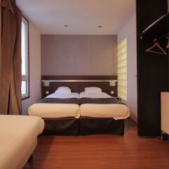 Moderns Hotel сейф в номере