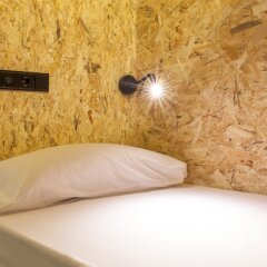 Bastardo Hostel сейф в номере