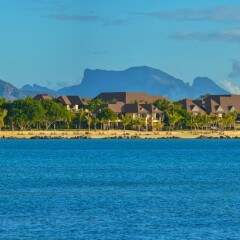 Отель The Westin Mauritius Turtle Bay Resort and Spa пляж