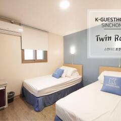 Отель K-guesthouse Sinchon 2 комната для гостей фото 4
