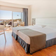 Отель SENTIDO Cala Viñas - Adults Only комната для гостей фото 5