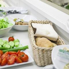 Mr. Bird Hotel Турция, Стамбул - 1 отзыв об отеле, цены и фото номеров - забронировать отель Mr. Bird Hotel онлайн питание фото 3