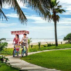 Отель Pullman Oceanview Sanya Bay Resort & Spa пляж