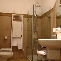 Отель BHL Boutique Rooms Legnano Италия, Леньяно - отзывы, цены и фото номеров - забронировать отель BHL Boutique Rooms Legnano онлайн ванная