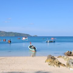 Отель Patong Lodge пляж