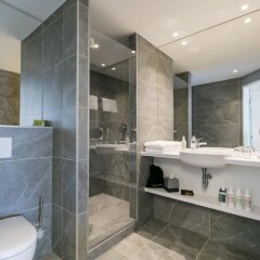 Отель Arcotel Donauzentrum Вена ванная фото 2