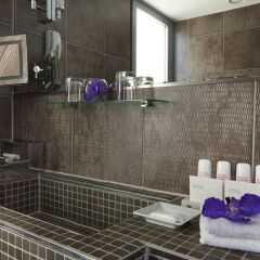 Отель Radisson Blu 1835 Hotel & Thalasso, Cannes Франция, Канны - 2 отзыва об отеле, цены и фото номеров - забронировать отель Radisson Blu 1835 Hotel & Thalasso, Cannes онлайн ванная фото 2
