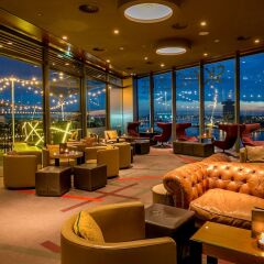 DoubleTree by Hilton Hotel Amsterdam Centraal Station интерьер отеля фото 3