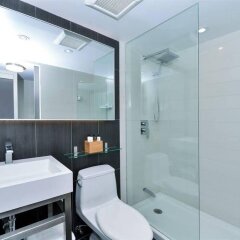 The Saint James Hotel, Ascend Hotel Collection in Toronto, Canada from 7626$, photos, reviews - zenhotels.com bathroom