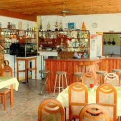 Отель Lapu Lapu Cottages and Restaurant Филиппины, Лапу-Лапу - отзывы, цены и фото номеров - забронировать отель Lapu Lapu Cottages and Restaurant онлайн гостиничный бар