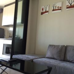 Отель Many Holiday The Base Condo Паттайя комната для гостей