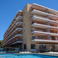 Отель Medplaya Albatros Family бассейн фото 3