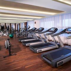 Отель Pullman Dubai Creek City Centre Residences фитнесс-зал