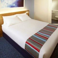 Отель Travelodge London Central Southwark удобства в номере фото 2