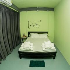Samsen 8 Hostel Бангкок в номере