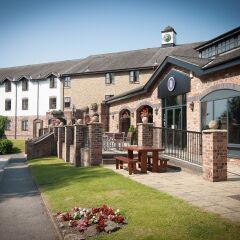 Отель Village Hotel Liverpool Великобритания, Ливерпуль - отзывы, цены и фото номеров - забронировать отель Village Hotel Liverpool онлайн фото 2