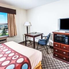 Отель Super 8 by Wyndham Calgary/Airport Канада, Калгари - отзывы, цены и фото номеров - забронировать отель Super 8 by Wyndham Calgary/Airport онлайн удобства в номере