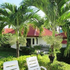 Отель Smile House & Pool парковка