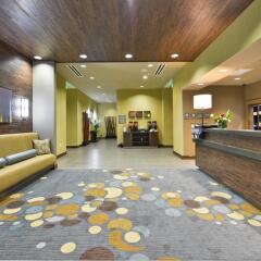 Отель Hampton Inn & Suites Columbia/Southeast-Fort Jackson интерьер отеля фото 2